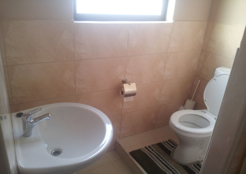 Jessma Bed And Breakfast Walvis Bay Ngoại thất bức ảnh