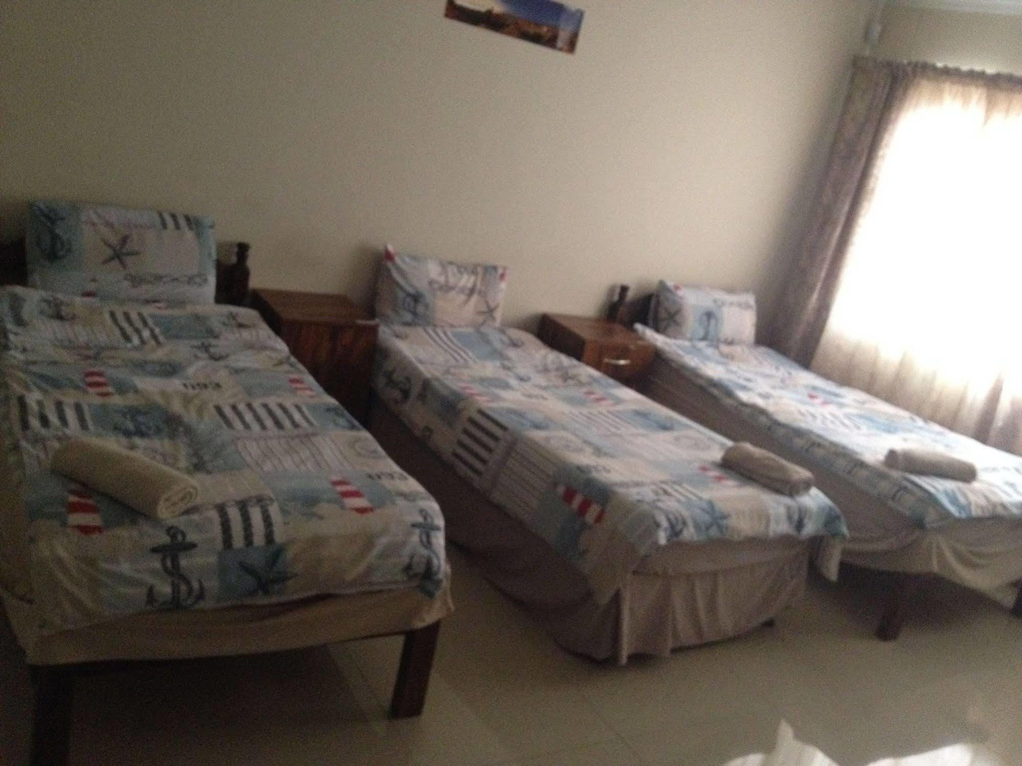 Jessma Bed And Breakfast Walvis Bay Ngoại thất bức ảnh